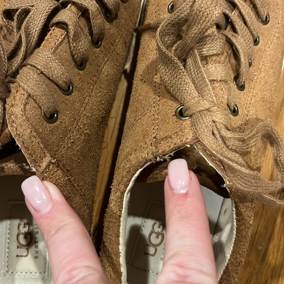 Ugg Sneakers - Picture 6 of 8